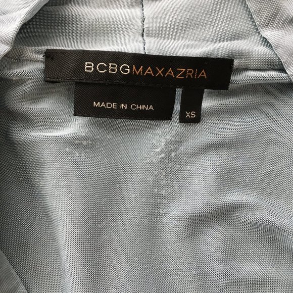 BCBGMAXAZRIA Shiny Stretch Slate Blue Knot Front V Neck Flutter Sleeve Shirt - Picture 2 of 12